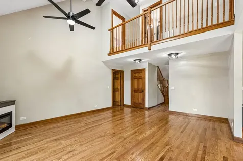 1921 Annettes Circle Sugar Grove IL 60554