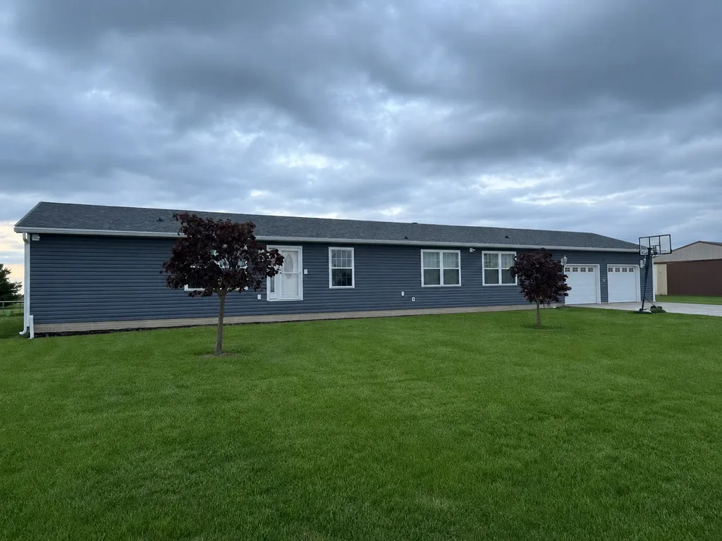 2730 East State Route 9 Rankin IL 60960