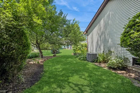 586 North Garfield Boulevard Grayslake IL 60030
