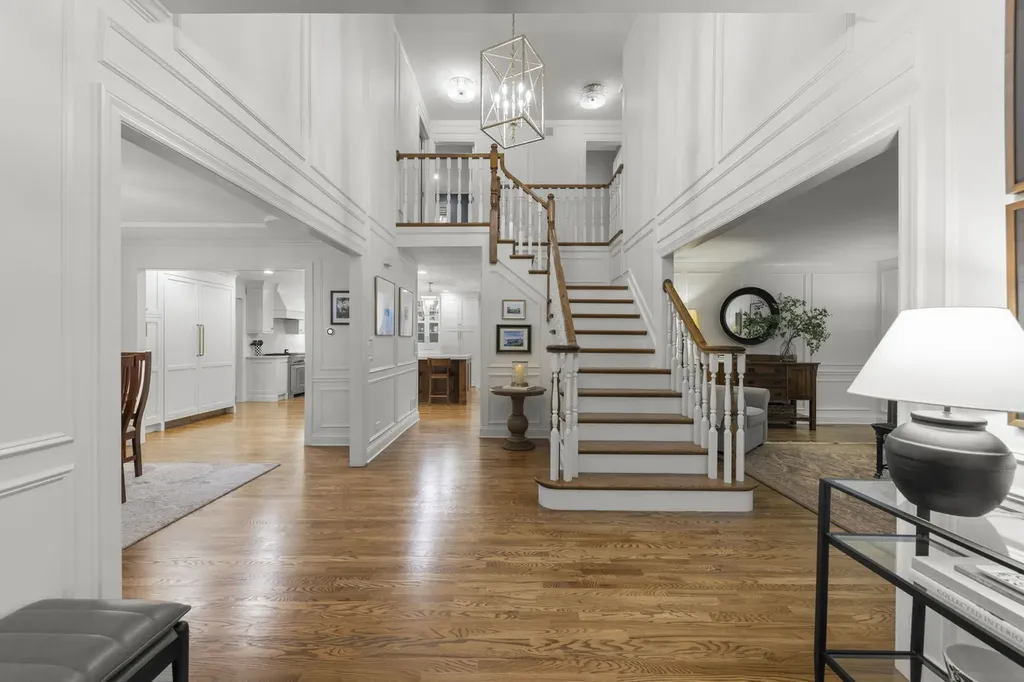 2397 Bluemont Court Naperville IL 60565