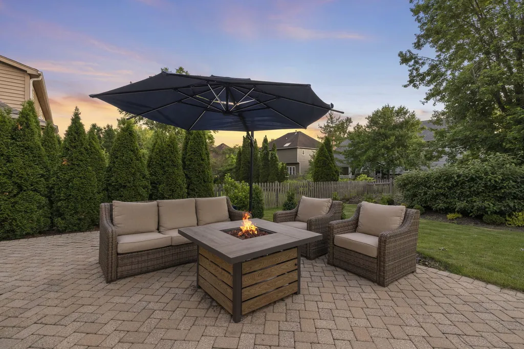 2397 Bluemont Court Naperville IL 60565