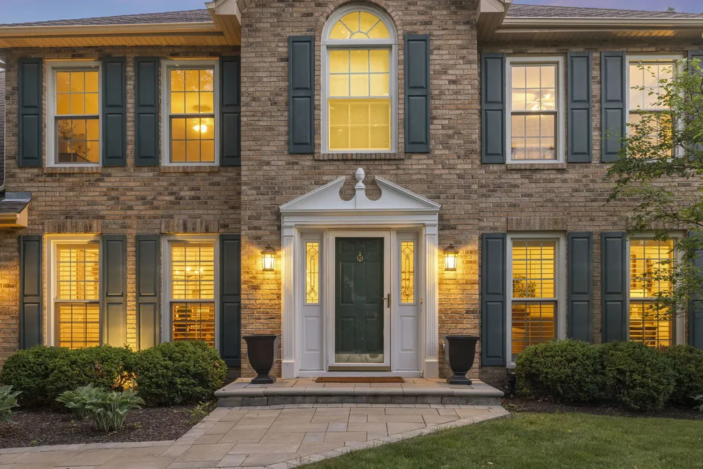 2397 Bluemont Court Naperville IL 60565