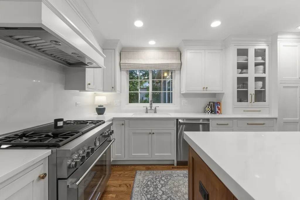 2397 Bluemont Court Naperville IL 60565