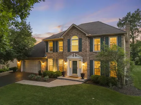 2397 Bluemont Court Naperville IL 60565