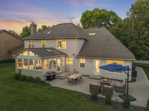 2397 Bluemont Court Naperville IL 60565