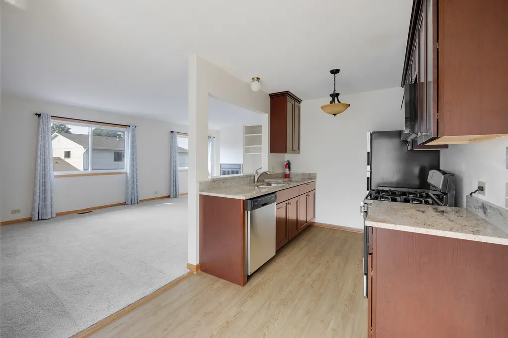 717 Whitesail Drive Schaumburg IL 60194
