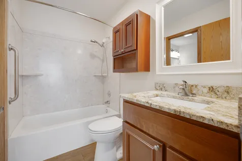 717 Whitesail Drive Schaumburg IL 60194