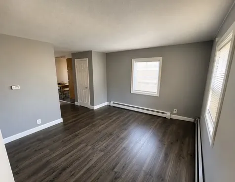 1037 Glenn Drive North Chicago IL 60064