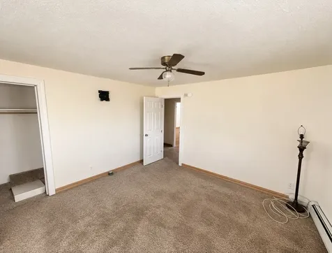 1037 Glenn Drive North Chicago IL 60064