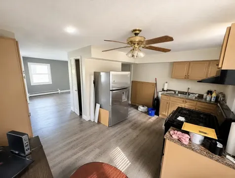 1037 Glenn Drive North Chicago IL 60064
