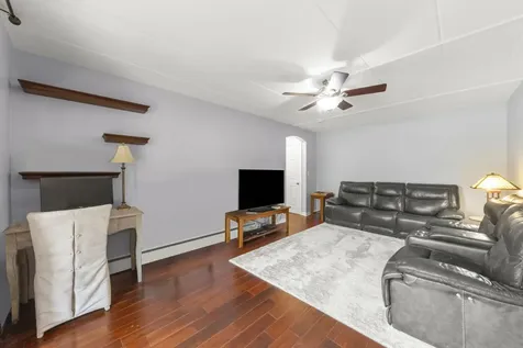 809 East Miner Street Arlington Heights IL 60004