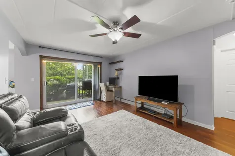 809 East Miner Street Arlington Heights IL 60004