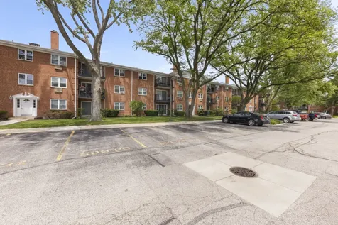 809 East Miner Street Arlington Heights IL 60004