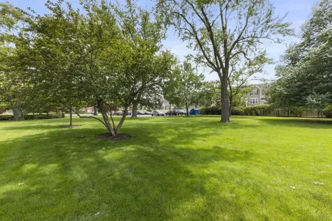 809 East Miner Street Arlington Heights IL 60004