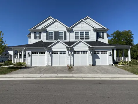 724 Derby Lane Barrington IL 60010