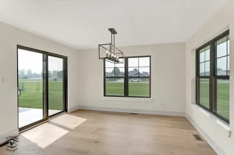 974 Tall Grass Lane Manteno IL 60950