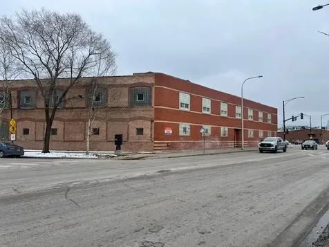 3260 West Grand Avenue Chicago IL 60651