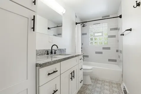 800 East 169th Place South Holland IL 60473