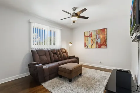 800 East 169th Place South Holland IL 60473