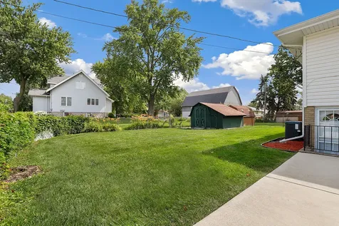 800 East 169th Place South Holland IL 60473