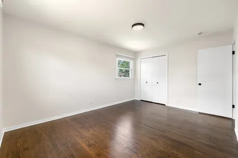 146 Pleasant Drive Chicago Heights IL 60411
