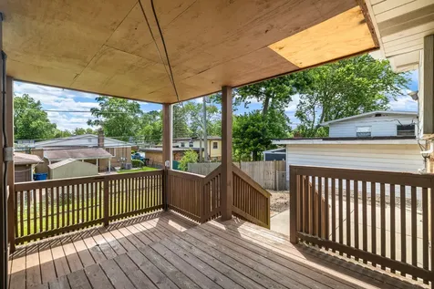 146 Pleasant Drive Chicago Heights IL 60411