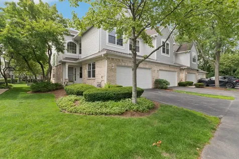 122 Bay Drive Itasca IL 60143
