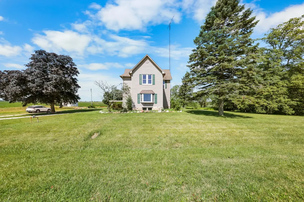 3447 East 27th Road Marseilles IL 61341