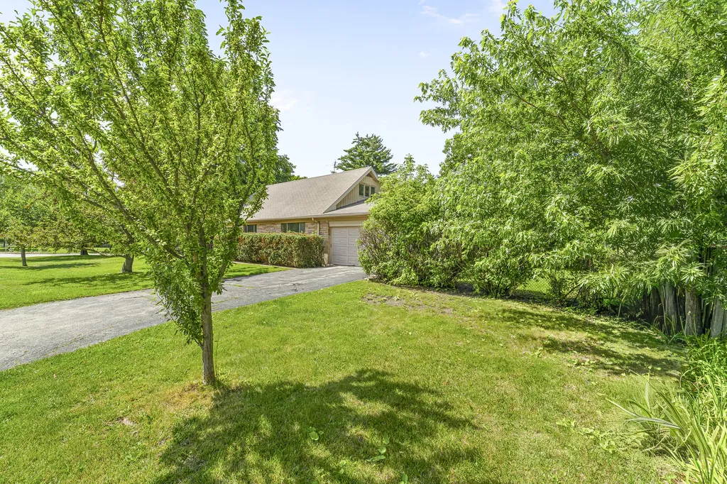 9701 Kedvale Avenue Skokie IL 60076