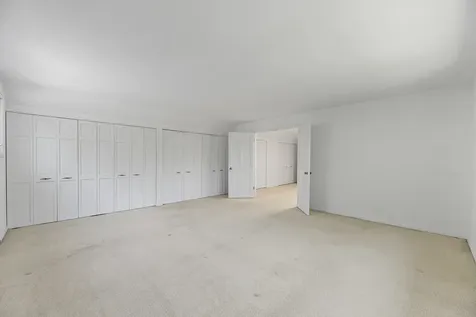 9701 Kedvale Avenue Skokie IL 60076