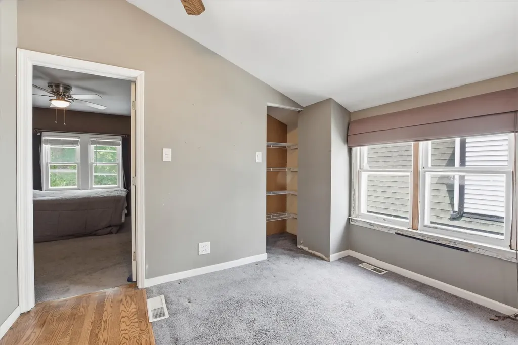 5457 North Monitor Avenue Chicago IL 60630