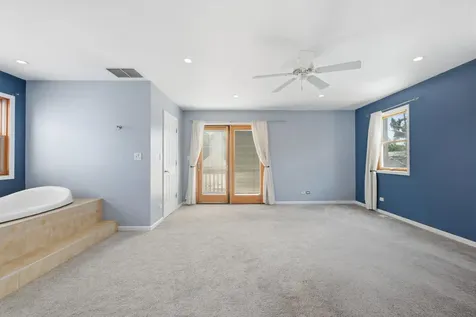 5457 North Monitor Avenue Chicago IL 60630