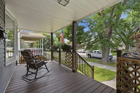 5457 North Monitor Avenue Chicago IL 60630