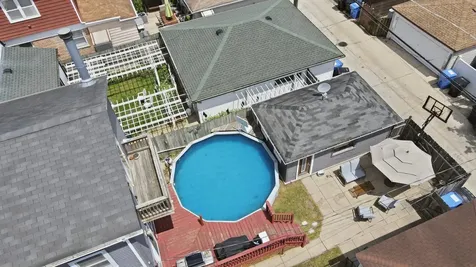 5457 North Monitor Avenue Chicago IL 60630