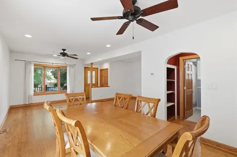 5457 North Monitor Avenue Chicago IL 60630
