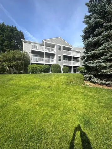 120 East Winchester Road Libertyville IL 60048