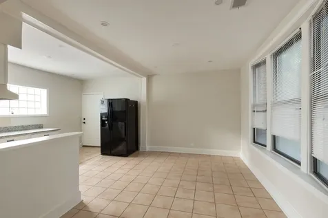 3461 West Montrose Avenue Chicago IL 60618