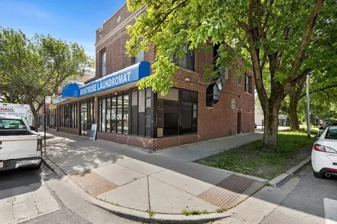3461 West Montrose Avenue Chicago IL 60618