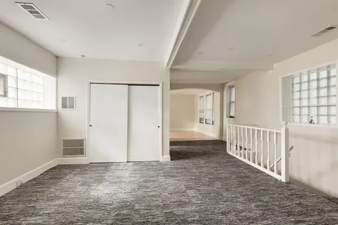 3461 West Montrose Avenue Chicago IL 60618