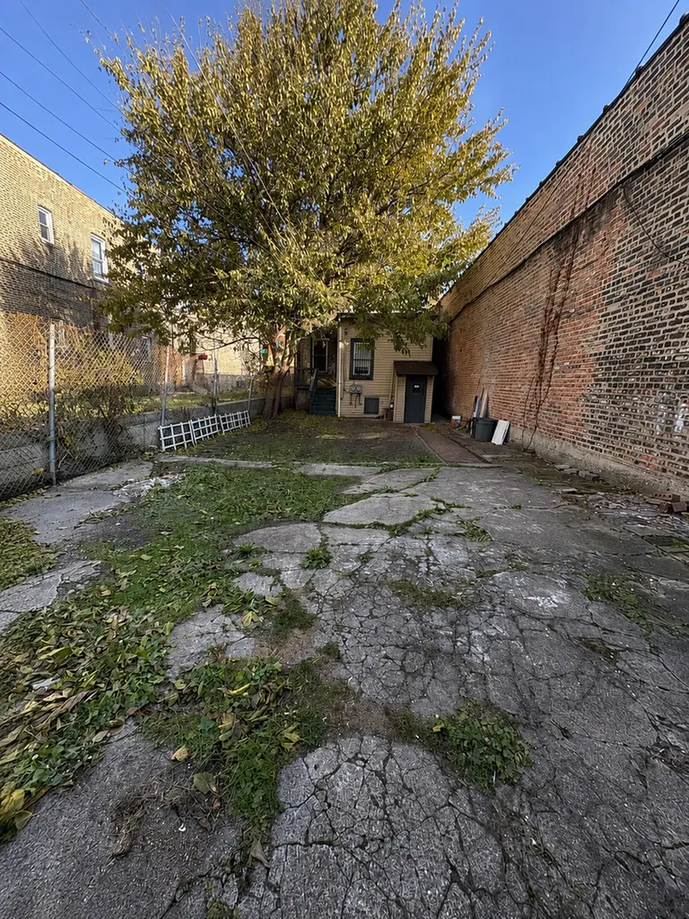 2104 South California Avenue Chicago IL 60608