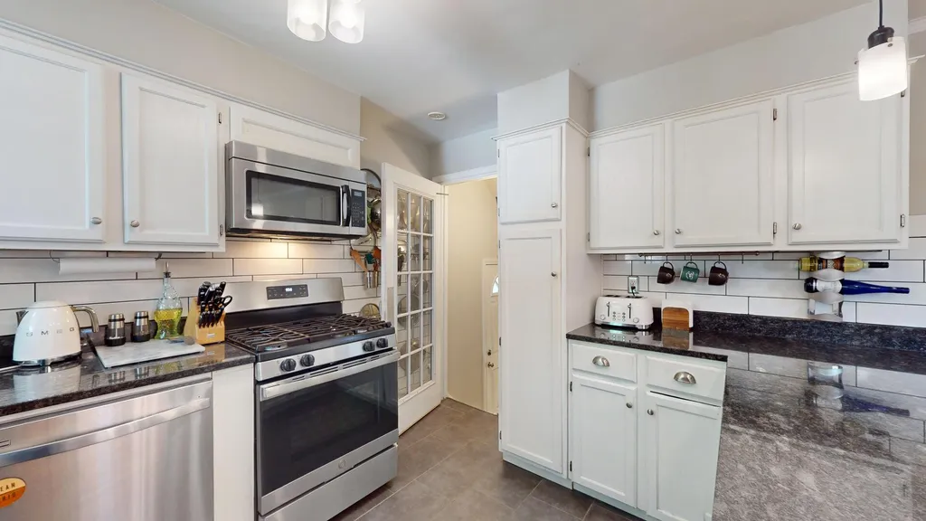 4156 Elm Avenue Brookfield IL 60513