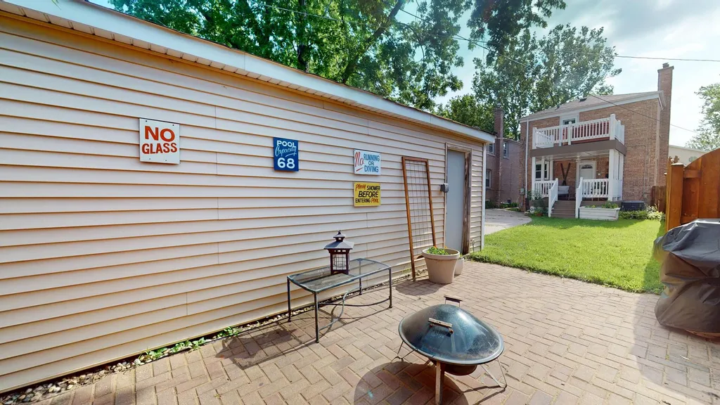 4156 Elm Avenue Brookfield IL 60513