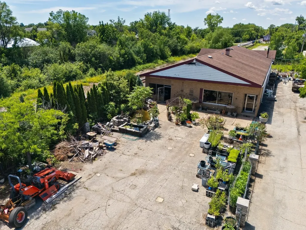 101 East Main Street Lake Zurich IL 60047