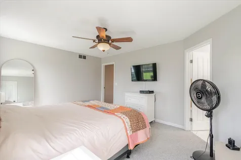 412 Sunset Drive Colfax IL 61728