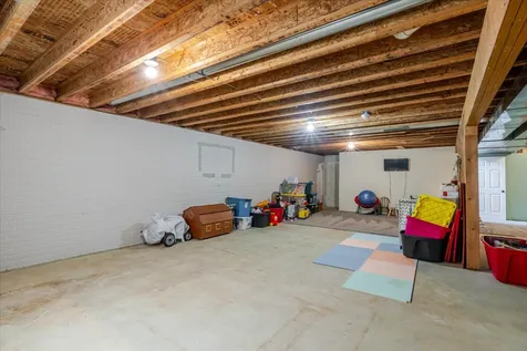 412 Sunset Drive Colfax IL 61728