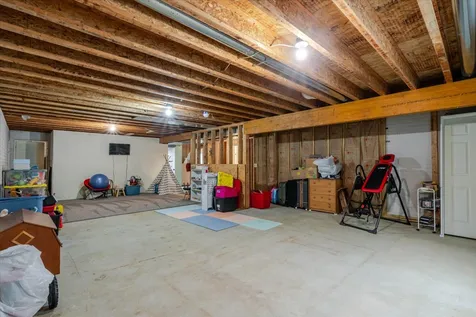 412 Sunset Drive Colfax IL 61728