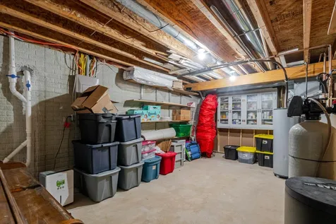 412 Sunset Drive Colfax IL 61728
