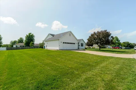 412 Sunset Drive Colfax IL 61728