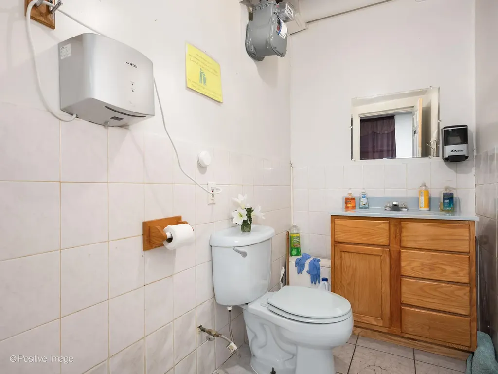 3611 West Diversey Avenue Chicago IL 60647
