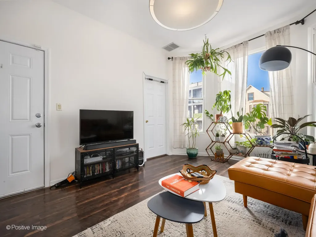 3611 West Diversey Avenue Chicago IL 60647